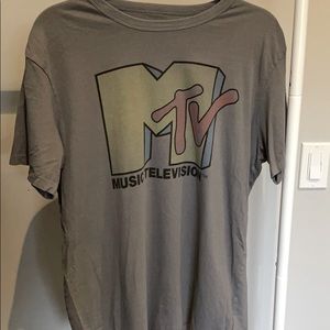 mtv graphic tee